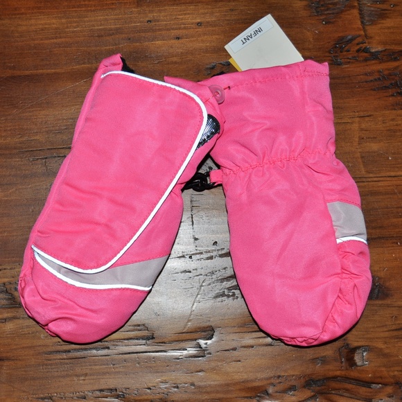 New CAT & JACK Baby Pink Winter Mittens NWT - Picture 1 of 3